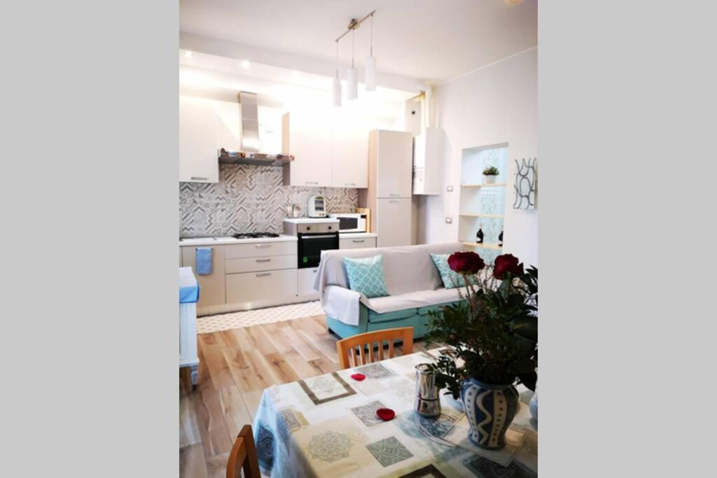 Delizioso Appartamento Cosy Ristrutturato Parma Eksteriør billede