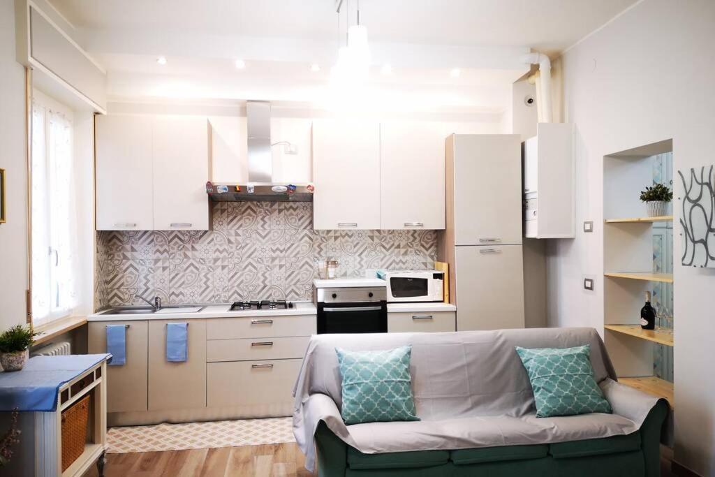 Delizioso Appartamento Cosy Ristrutturato Parma Eksteriør billede
